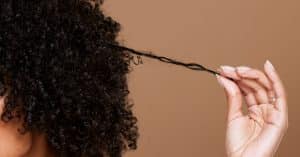 Cómo cuidar el pelo rizado