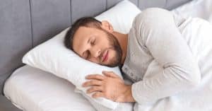Cómo dormir después de un injerto capilar